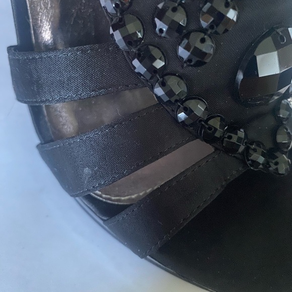 Steve Madden "Tahra" Black high heeled jeweled sandal, NWOT, sz 9.5. - Picture 9 of 10